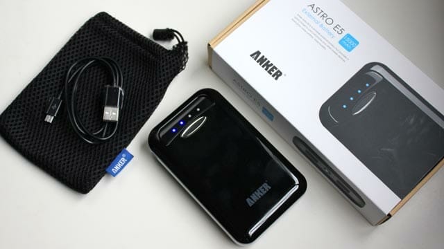 Unboxing de la batería externa cargador Anker Astro E5