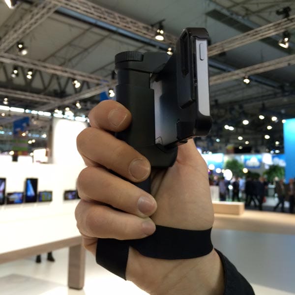 Probando el Shoulderpod S1 en el Mobile World Congress MWC15